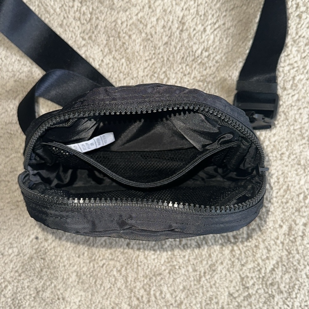 Belt + Waist Bag - Picture 2 of 5